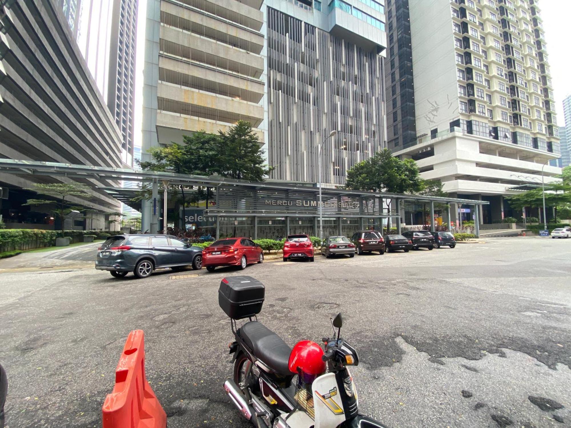 Kuala Lumpur Cherry Suites At Mercu Summer Suites Klcc Екстериор снимка